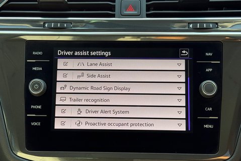 Volkswagen Tiguan Allspace ELEGANCE TDI 4MOTION DSG 52