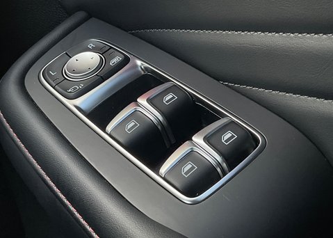 MG HS 1.5 T-GDI PHEV TROPHY 23