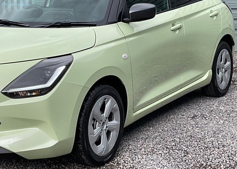 Suzuki Swift Motion 1.2 Mild Hybrid 5