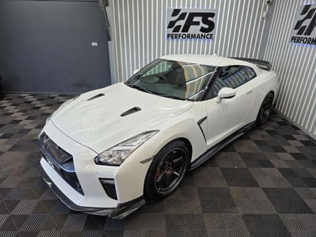 Nissan GT-R 3.8 V6 Recaro Coupe 2dr Petrol Auto 4WD Euro 6 (570 ps) 11