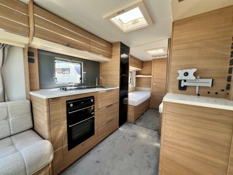 Adria Adora 612 DL Seine 17