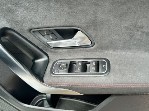 Mercedes-Benz A Class A 200 AMG LINE 15