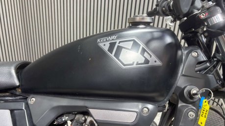 Keeway K-Light 125 2021 9K RUNNING PROJECT BIKE SPARES OR REPAIR CRUISER 125CC 23