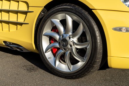 Mercedes-Benz SLR McLaren Roadster 14