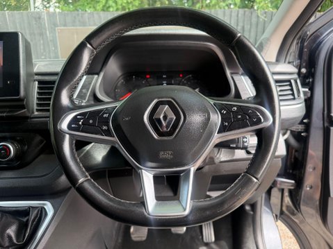 Renault Trafic SL28 SPORT DCI 22