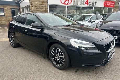 Volvo V40 D3 MOMENTUM NAV PLUS