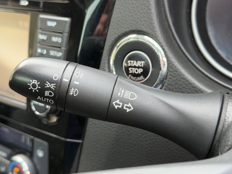 Nissan Qashqai N-CONNECTA DIG-T 17