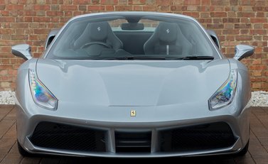 Ferrari 488 Spider 4