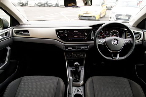 Volkswagen Polo SE EVO 3