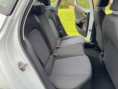 SEAT Arona 1.0 TSI EVO SE Technology Euro 6 (s/s) 5dr 19