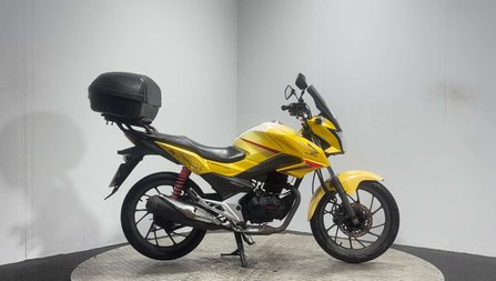 Honda CB GLR125 2018 21K GOOD RUNNING PROJECT BIKE CBF125 125CC LEARNER BIKE