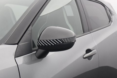 Nissan Juke 5dr 1.6 Hybrid Premiere Edition Automatic 33