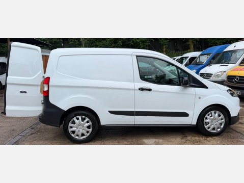 Ford Transit Courier 1.5 TDCi Panel Van 5dr Diesel Manual L1 Euro 6 (SLD) (75 ps) 23