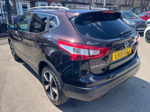Nissan Qashqai 1.2 DIG-T n-tec+ XTRON 2WD Euro 6 (s/s) 5dr 4