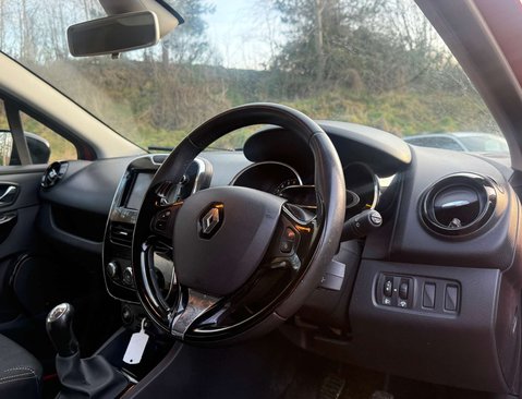 Renault Clio 1.1 Clio Dynamique MediaNav 5dr 10
