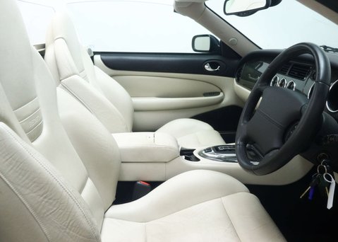 Jaguar XKR 4.2 Convertible 2dr Petrol Automatic (304 g/km, 400 bhp) 39