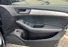Audi Q5 2.0 TDI QUATTRO S LINE PLUS 24