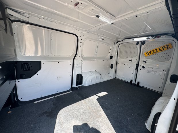 Vauxhall Vivaro AUTO LWB [SOLD SM] L2H1 Low Roof 3100 Dynamic Air Con SELECT 11