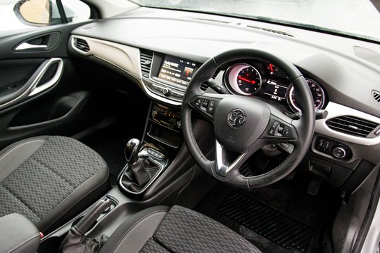 Vauxhall Astra SRI VX LINE NAV