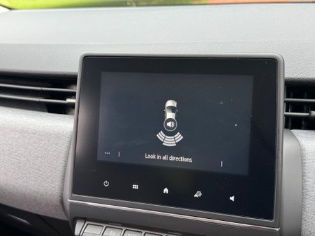 Renault Clio EVOLUTION E-TECH 28