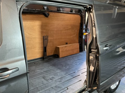 Ford Transit Custom 300 LIMITED P/V ECOBLUE LONG WHEEL BASE, HIGH ROOF 9