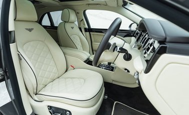 Bentley Mulsanne V8 Mulliner 11