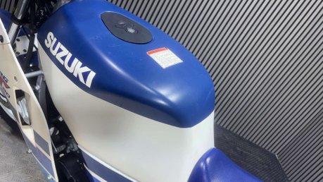 Suzuki RG 1992 GREAT RUNNING CLASSIC 2 STROKE BIKE ONLY 15K RG 80CC 27