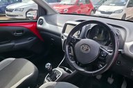 Toyota Aygo 1.0 VVT-I X-PLAY FULL SERVICE HISTORY! 9 SERVICES! BLUETOOTH! 5