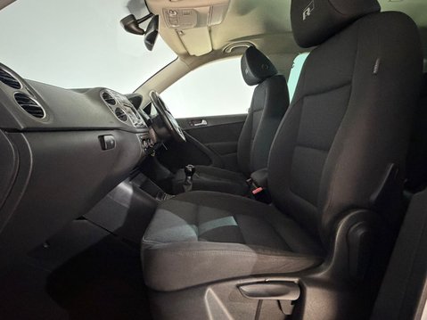 Volkswagen Tiguan R LINE TDI 4MOTION 17