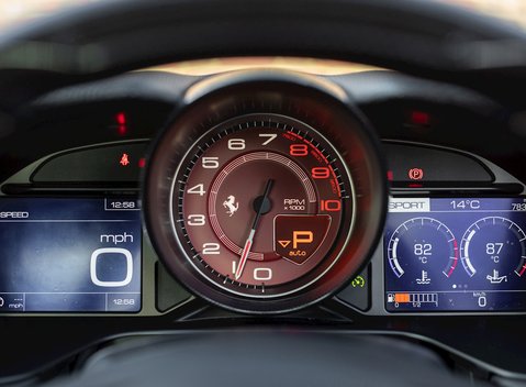 Ferrari Portofino 18