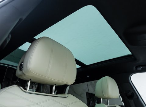 Bentley Bentayga V8 AZURE EWB First Edition 18