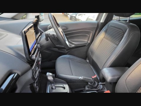 Ford Ecosport TITANIUM 31