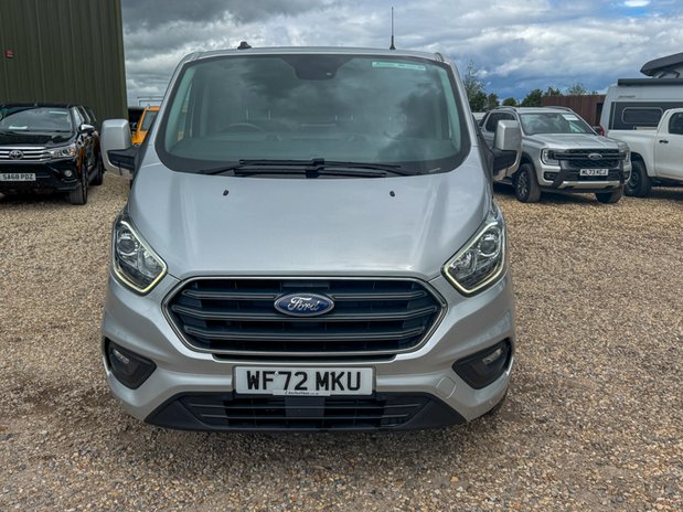 Ford Transit Custom SWB L1H1 Low Roof Limited 280 Air Con Alloys Sensors EURO 6 3