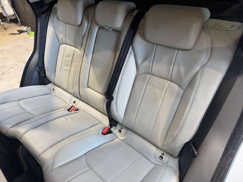 Land Rover Range Rover Evoque 2.0 Range Rover Evoque SE eD4 5dr 64