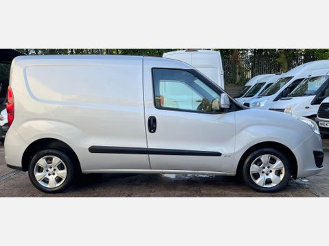 Vauxhall Combo 1.3 CDTi 2000 16v Sportive Panel Van 3dr Diesel Manual FWD L1 H1 (133 g/km, 7