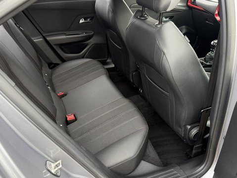 Vauxhall Mokka 1.2 Turbo 100 SRi Nav Premium 5dr 35