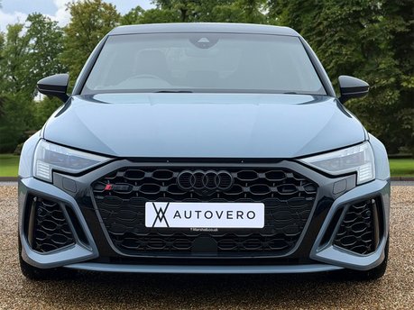 Audi A3 RS 3 TFSI QUATTRO CARBON BLACK 2