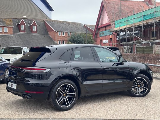 Porsche Macan PDK