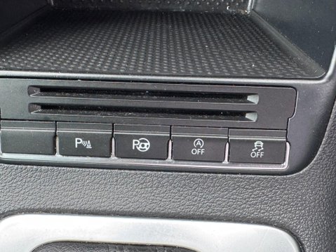 Volkswagen Tiguan 2.0 TDI BlueMotion Tech R-Line DSG 4WD Euro 5 (s/s) 5dr 24