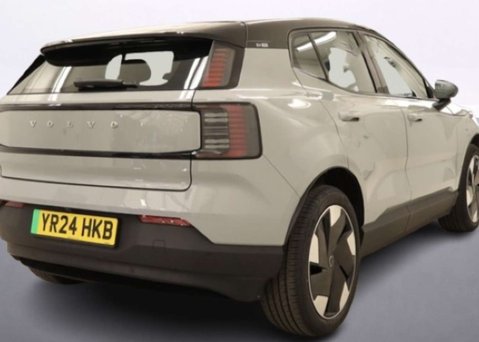 Volvo Ex30 Single Motor Extended Range 69kWh Plus SUV 5dr Electric Auto (272 ps) 9