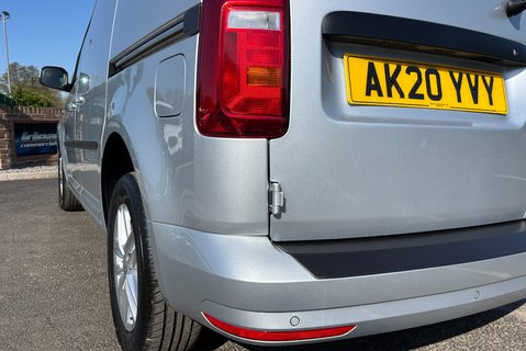 Volkswagen Caddy C20 102 ps Tdi Highline Panel Van - No VAT - Sat Nav 24