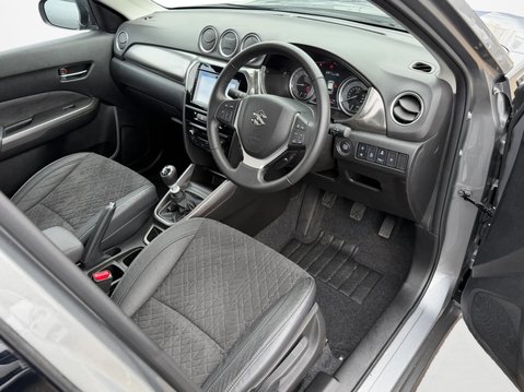 Suzuki Vitara 1.4 Boosterjet 48V Hybrid SZ5 5dr 23