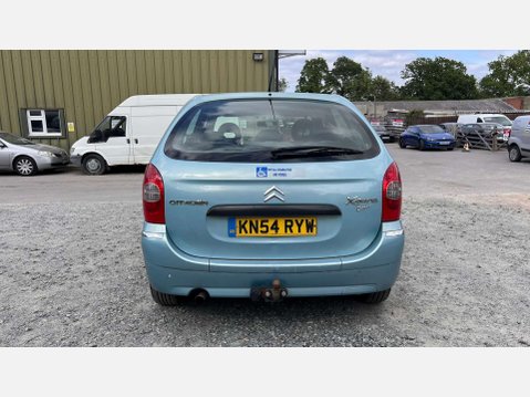 Citroen Xsara Picasso 1.8i 16V Desire MPV 5dr Petrol Manual (184 g/km, 117 bhp) 4
