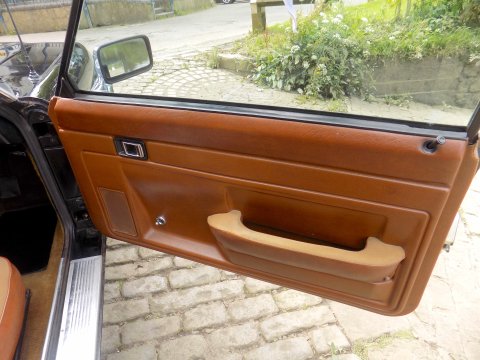 Reliant Scimitar GTE SE6a 16