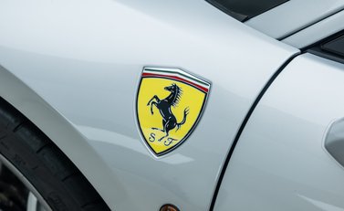 Ferrari 488 Pista 33