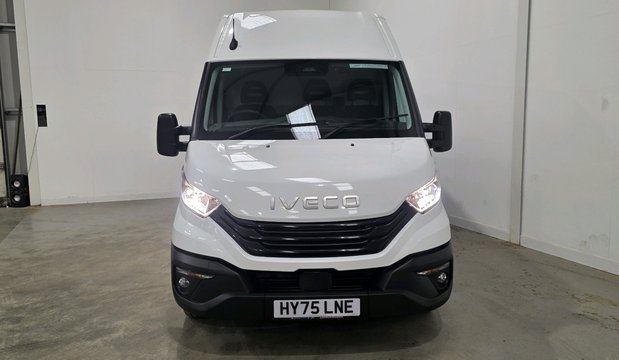 Iveco Daily IVECO DAILY 35S14 2.3 HIGH ROOF BUISNESS VAN 4100 HI-MATIC