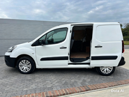 Citroen Berlingo 850 LX L1 90 ps HDi Panel Van - Air Con / Twin Side Loading Doors 11