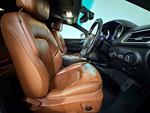 Maserati Ghibli DV6 24