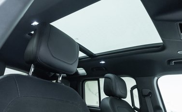 Land Rover Defender 110 V8 CARPATHIAN EDITION Urban 16