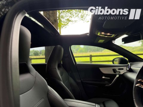 Mercedes-Benz A Class 2.0 AMG A 35 Premium + MHEV 4M A 4WD 5dr 52
